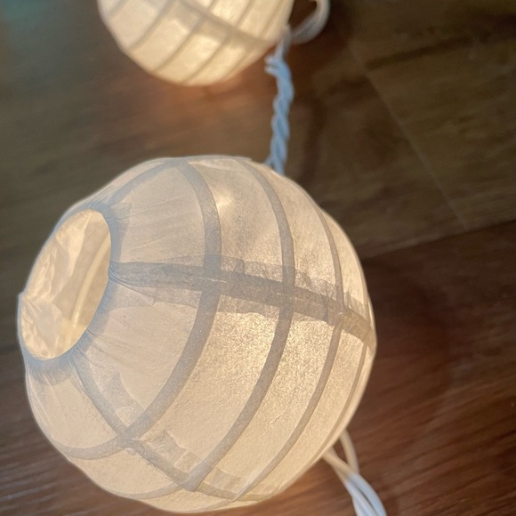 White Paper Lantern String Lights - Picture 2 of 5